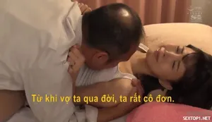 Ngực lớn cúp G thật tuyệt vời! Một cặp ngực lớn và mềm mại! Lấy vú ra và bóp, mở đáy quần bằng tất lụa trắng và sử dụng đạo cụ để thủ dâm, và quan hệ với cái lồn đầy lông...