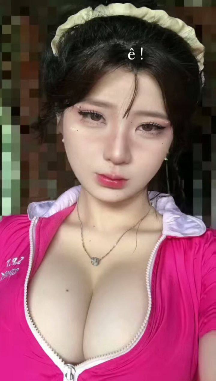 Bà già ngực bự BBBBB lớn quan hệ bốn người